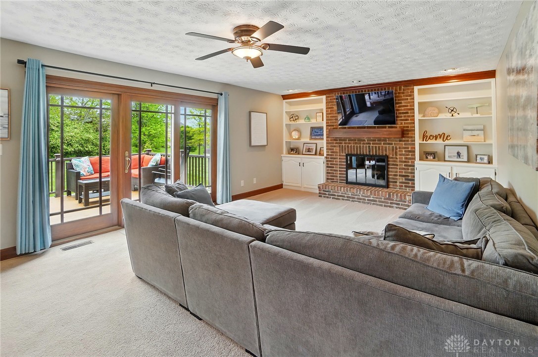 8540 Point O Woods Court, Springboro, Ohio image 36