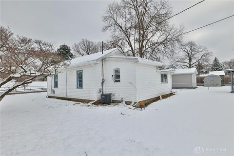 Photo of 730-728 Park Avenue Ave, Franklin, OH 45005 (MLS # 949369)