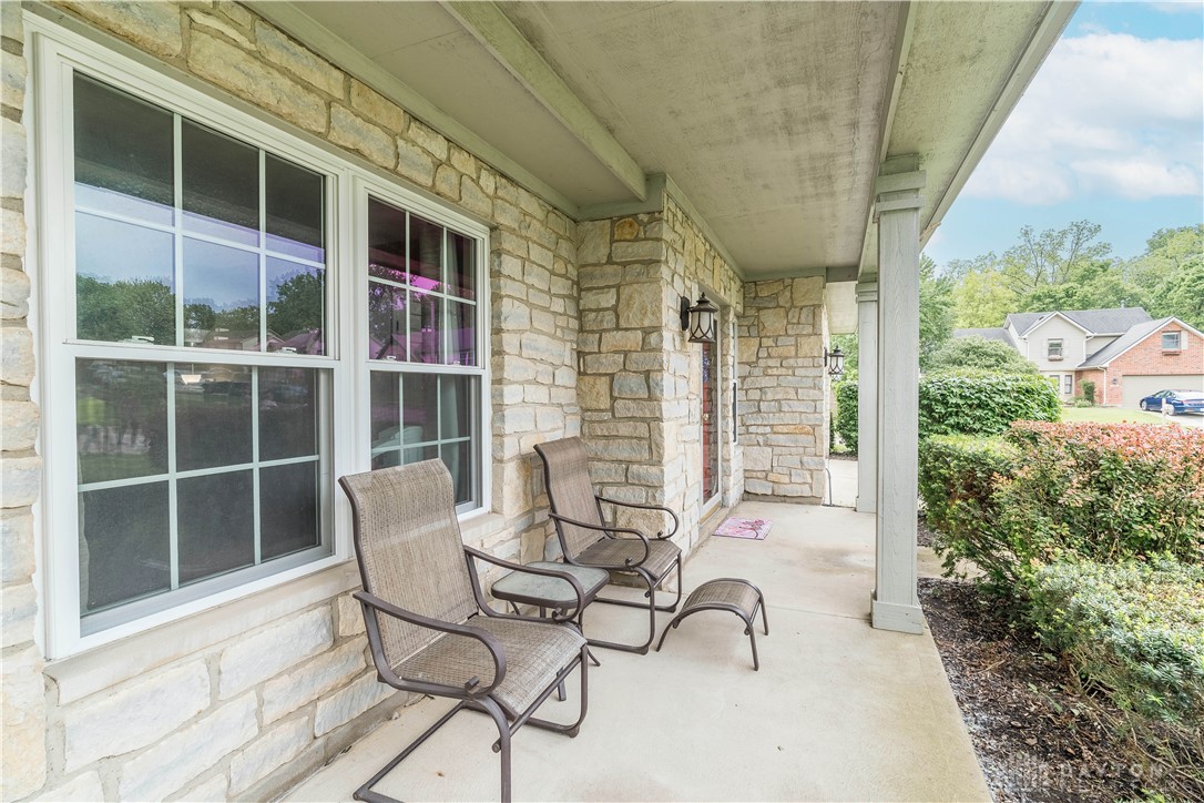 690 Golf View Court, Vandalia, Ohio image 4