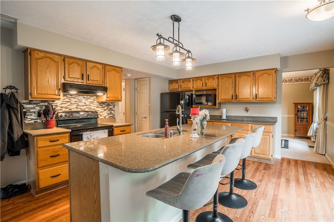 690 Golf View Court, Vandalia, Ohio image 13