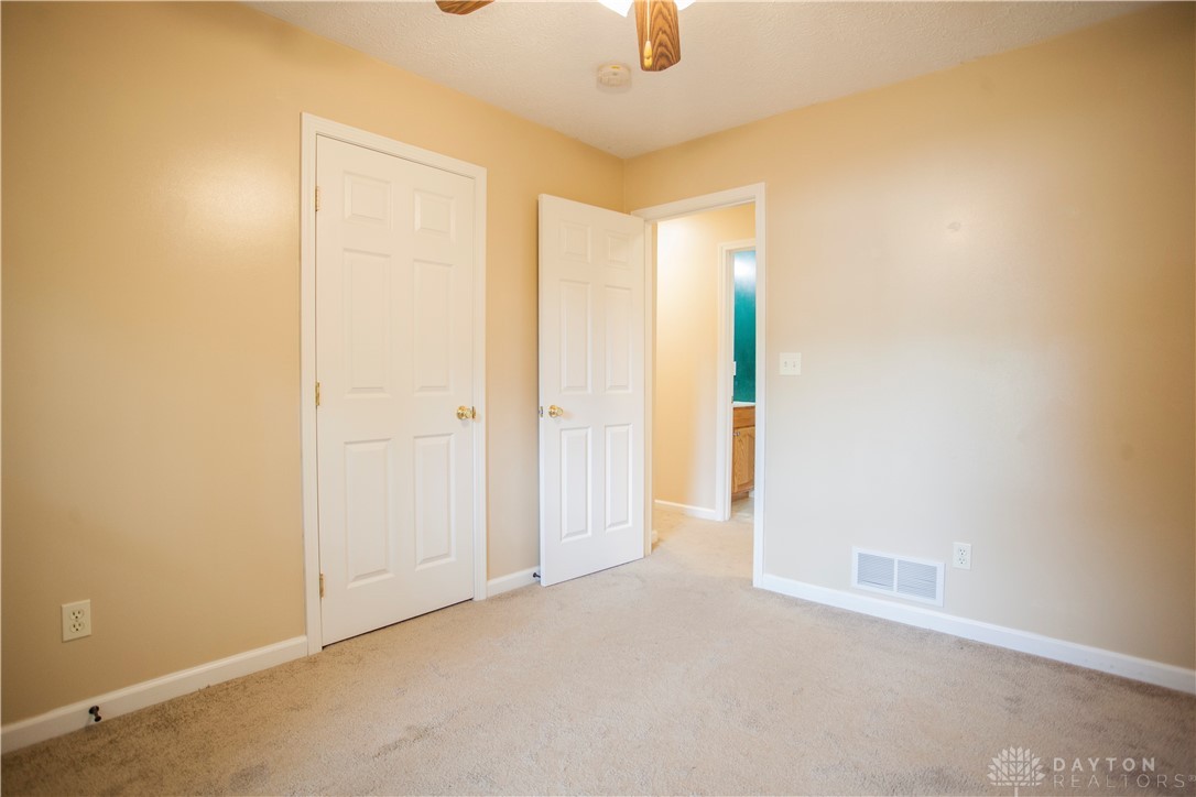 Moraine, Ohio 45439, United States, 3 Bedrooms Bedrooms, ,3 BathroomsBathrooms,Residential,Active,161477