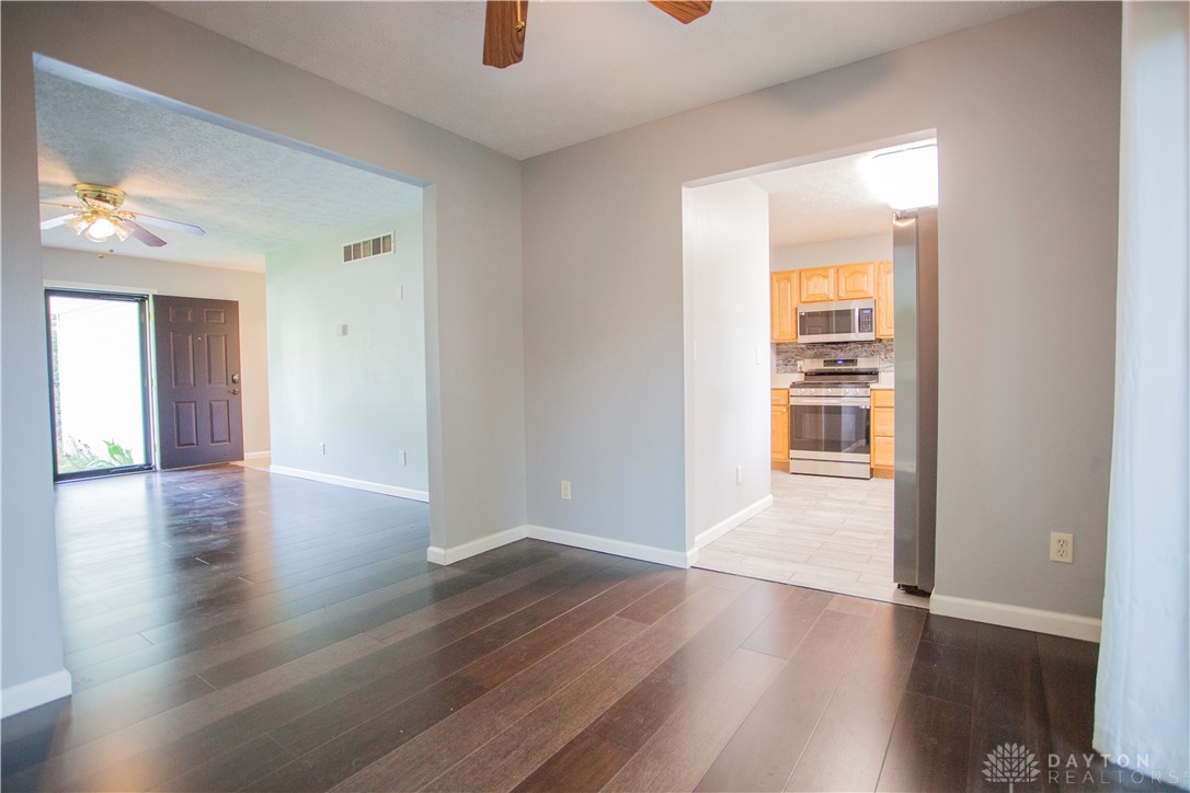 Moraine, Ohio 45439, United States, 3 Bedrooms Bedrooms, ,3 BathroomsBathrooms,Residential,Active,161477