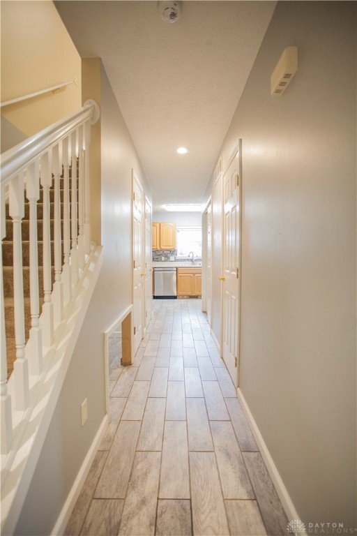 Moraine, Ohio 45439, United States, 3 Bedrooms Bedrooms, ,3 BathroomsBathrooms,Residential,Active,161477