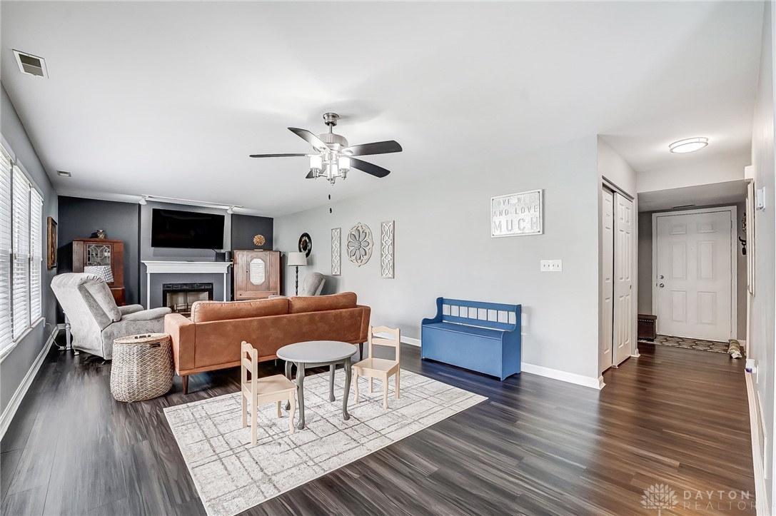 321 Elmwood Drive, Springboro, Ohio image 15