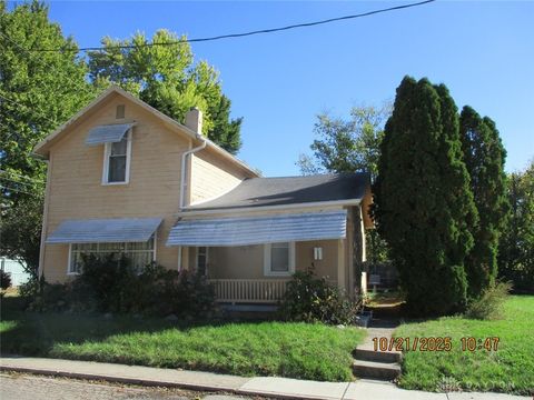 Photo of 211 Franklin Street, Piqua, OH 45356 (MLS # 946296)