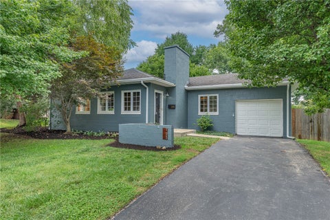 Homes For Sale - 125 Napoleon Drive<br/> Dayton, OH 45429