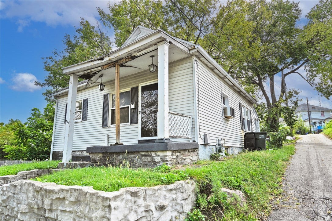 412 Livingston Avenue