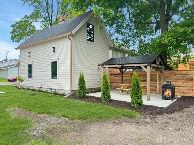 233 E Market Street, Urbana, Ohio image 4