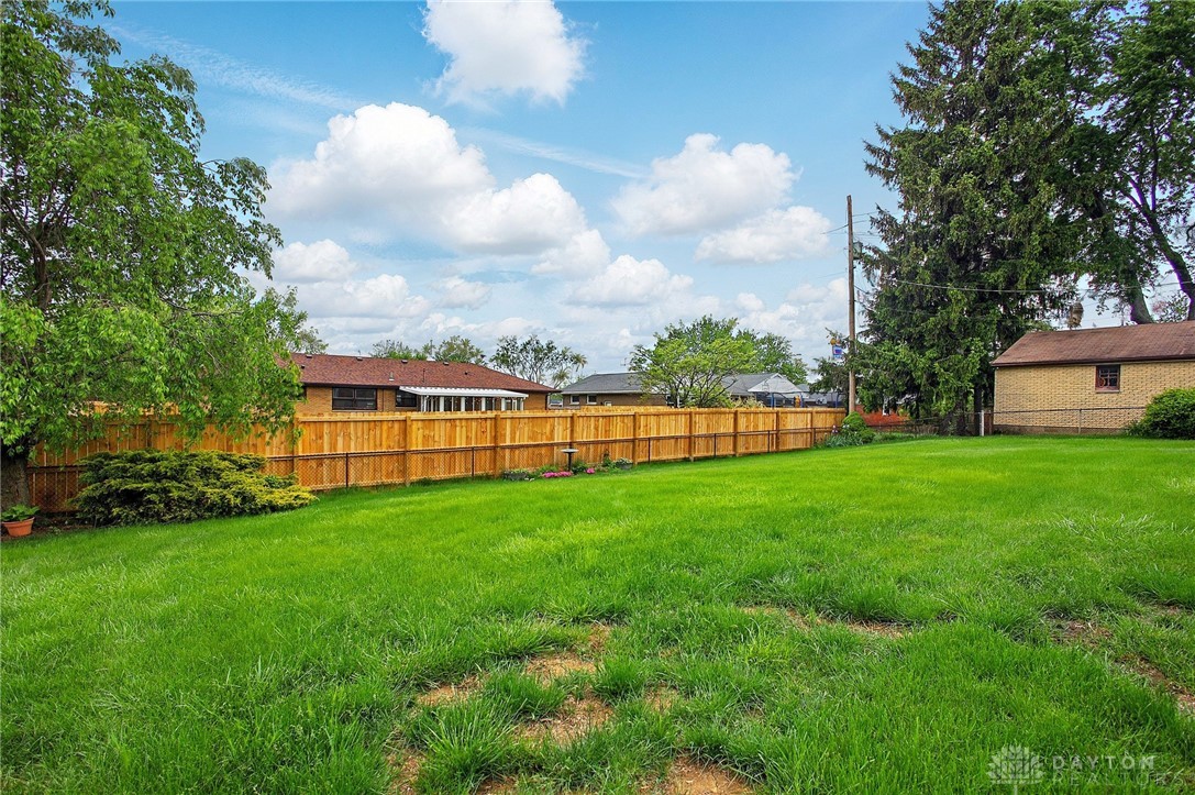 4325 Wabash Drive, Springfield, Ohio image 42