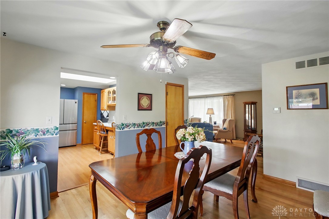 4325 Wabash Drive, Springfield, Ohio image 12
