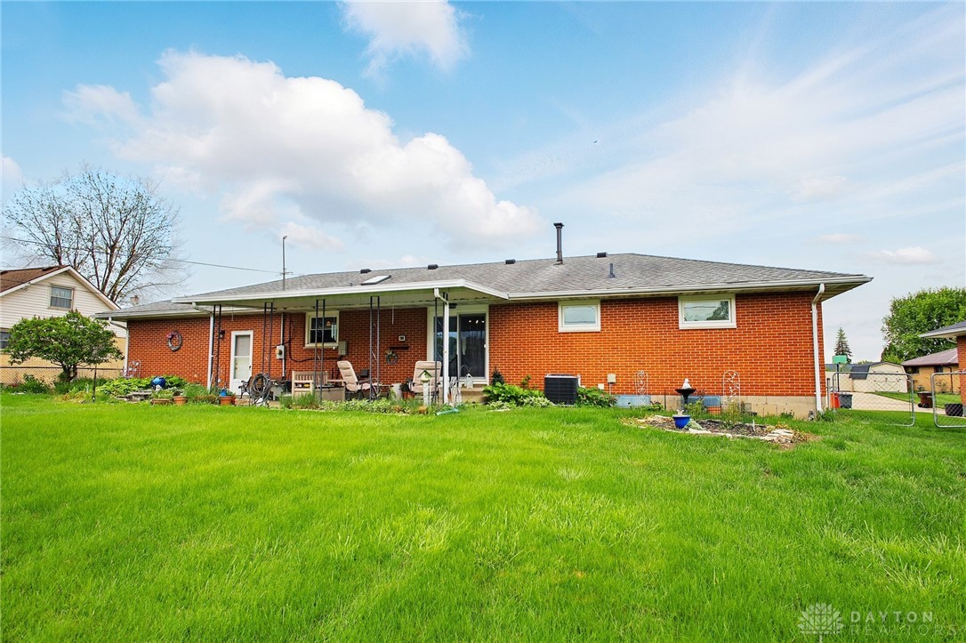 4325 Wabash Drive, Springfield, Ohio image 37