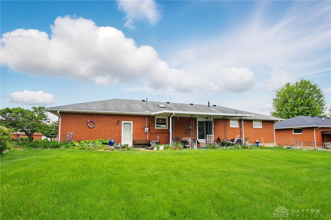 4325 Wabash Drive, Springfield, Ohio image 38