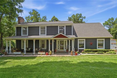 Homes For Sale - 4455 Burnham Woods Drive<br/> Franklin, OH 45005