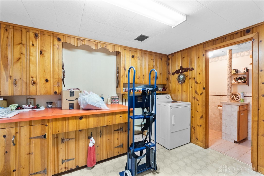1309 Davis Drive, Fairborn, Ohio image 28