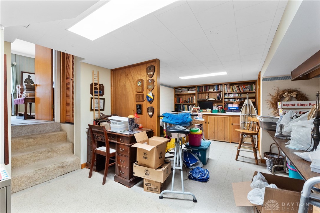 1309 Davis Drive, Fairborn, Ohio image 30