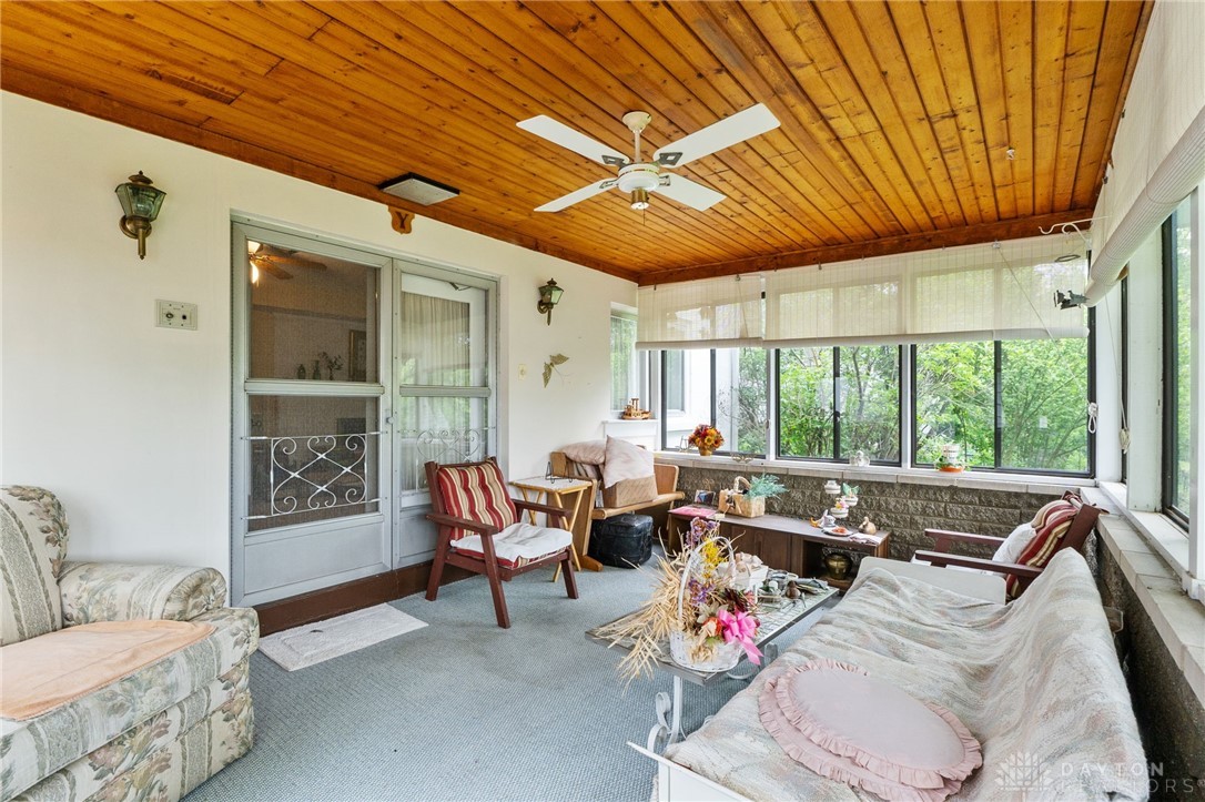 1309 Davis Drive, Fairborn, Ohio image 33