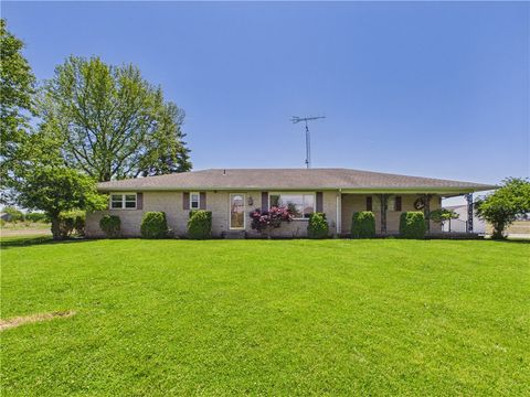Photo of 674 W Main Street, New Lebanon, OH 45345 (MLS # 957267)
