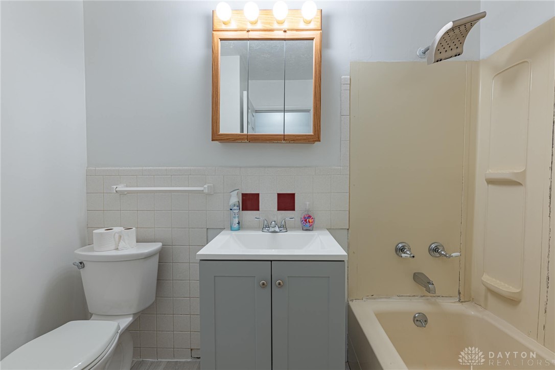 941 Lee Road, Troy, Ohio image 16