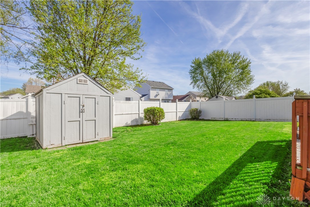 842 Somerset Court, Trenton, Ohio image 27