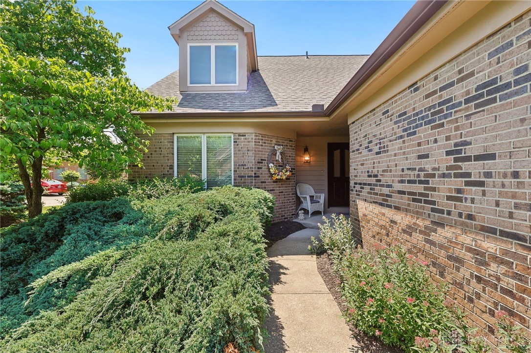 70 Pond Run Circle, Hamilton, Ohio image 2