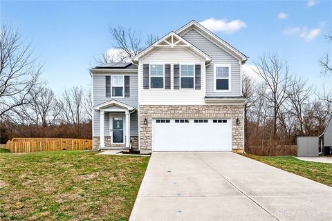 Photo of 740 Maxwell Court, Germantown, OH 45327 (MLS # 950229)