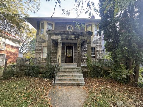 Photo of 14 Cambridge Avenue, Dayton, OH 45406 (MLS # 946647)