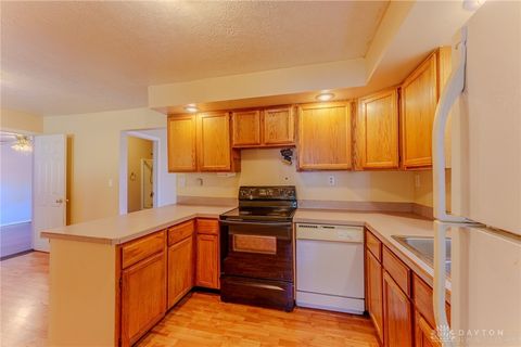 Tiny photo for 4533 Maughn Drive, Dayton, OH 45431 (MLS # 946044)