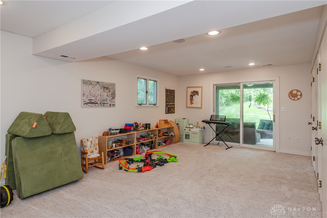 2210 Ridgeway Road, Oakwood, Ohio image 45