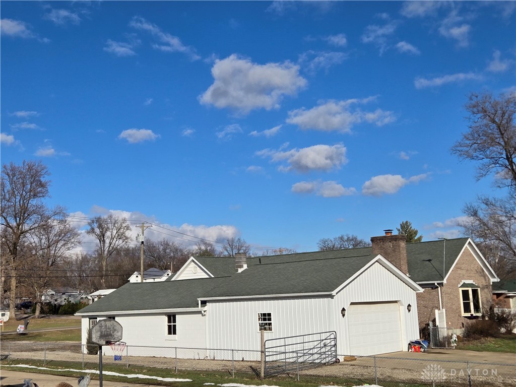 5793 Trenton Road, Trenton, Ohio image 3