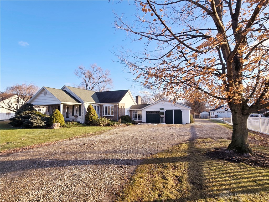 5793 Trenton Road, Trenton, Ohio image 1