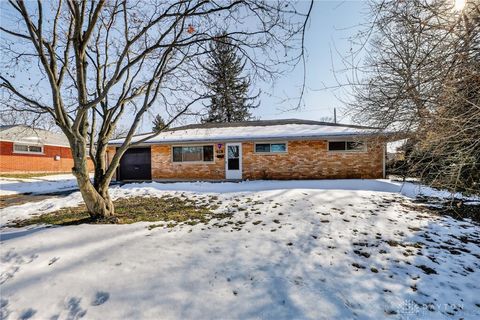 Photo of 2218 Finland Drive, Dayton, OH 45439 (MLS # 952134)