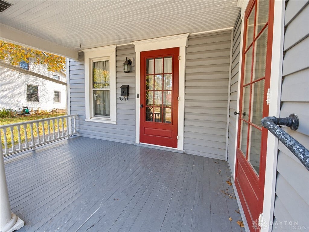 332 W South Street