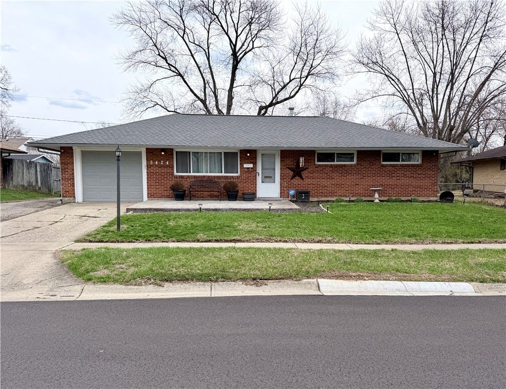 Banard Driver 5424 Barnard Drive, Huber Heights, OH 45424, MLS #954454 - Howard Hanna