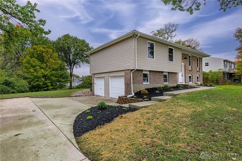 Tiny photo for 7859 Kingsgate Way, West Chester, OH 45069 (MLS # 946194)
