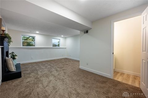 Tiny photo for 7859 Kingsgate Way, West Chester, OH 45069 (MLS # 946194)