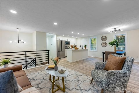 Tiny photo for 7859 Kingsgate Way, West Chester, OH 45069 (MLS # 946194)