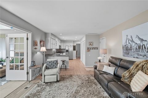 Tiny photo for 631 Augusta Drive, Fairborn, OH 45324 (MLS # 945400)