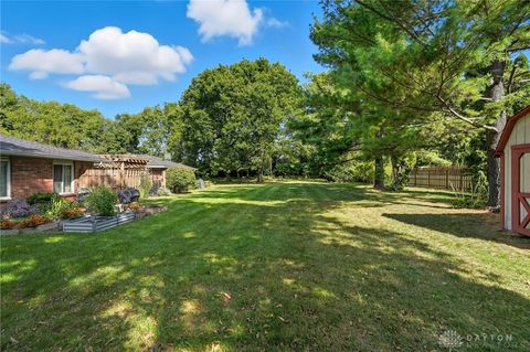 Tiny photo for 631 Augusta Drive, Fairborn, OH 45324 (MLS # 945400)