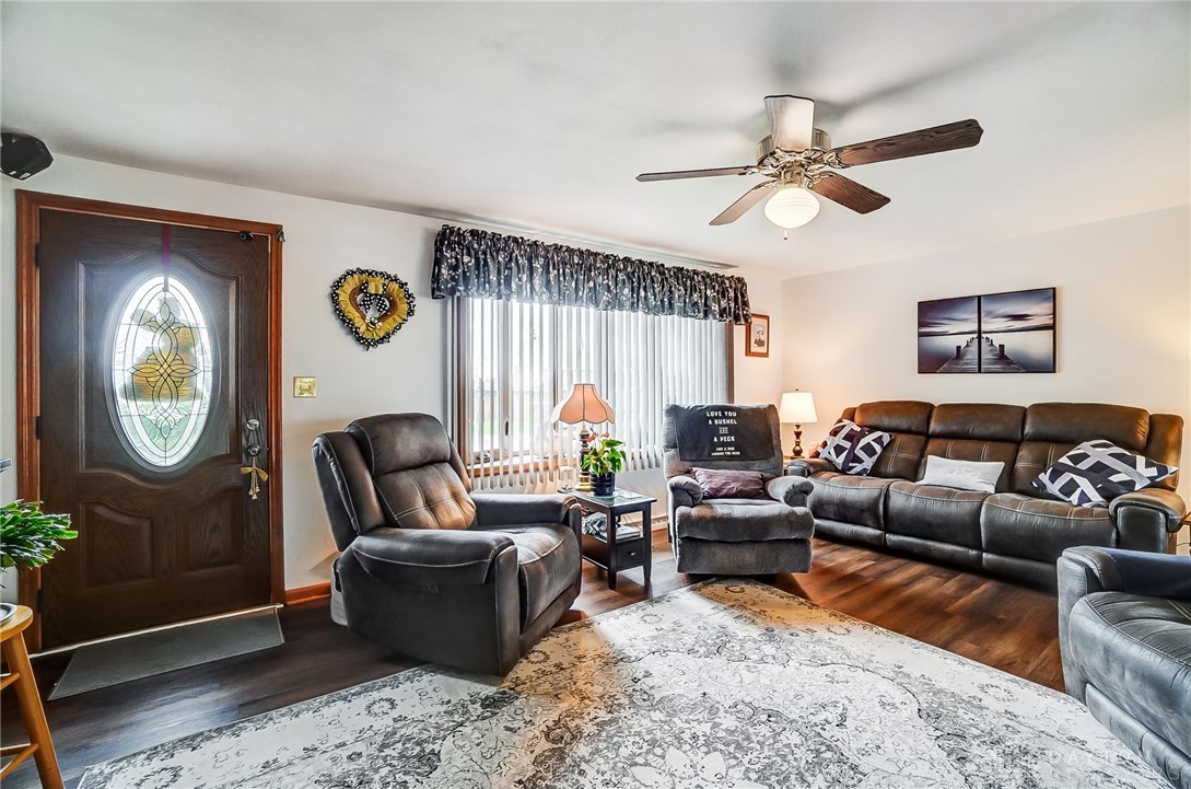 1702 Thomas Drive, Springfield, Ohio image 6
