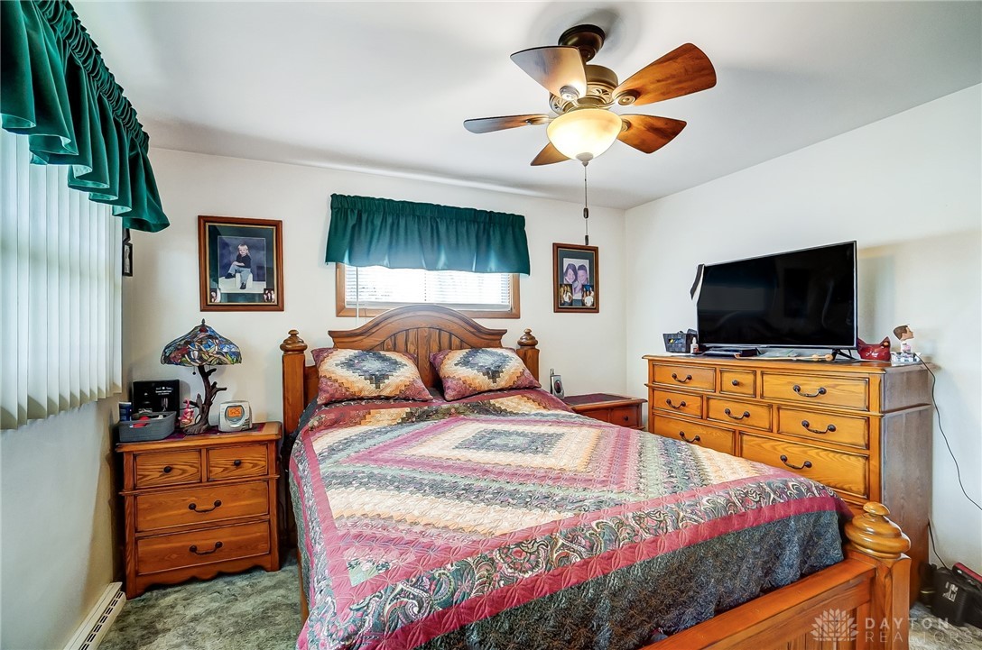 1702 Thomas Drive, Springfield, Ohio image 16