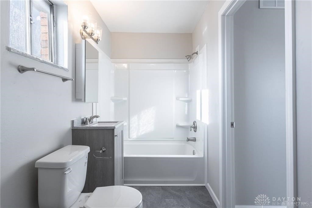 Dayton, Ohio 45404, United States, 1 Bedroom Bedrooms, ,1 BathroomBathrooms,Residential,Active,213618