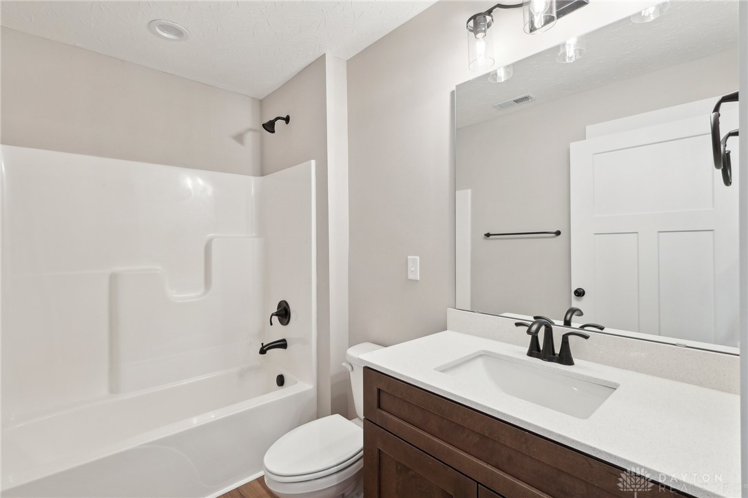 5017 Waterford Lane, Middletown, Ohio image 44