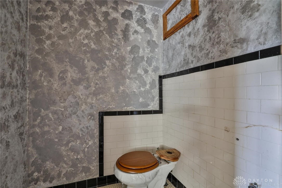 11328 Templeton Drive, Colerain Township, Ohio image 33