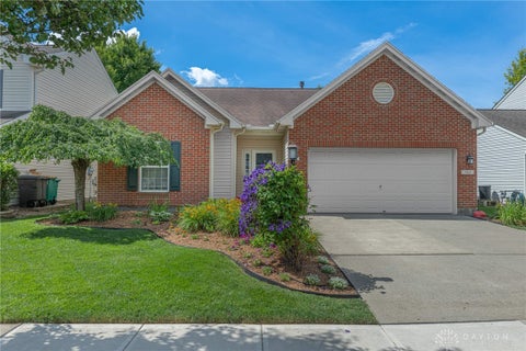 Photo of 365 W Pugh Drive, Springboro, OH 45066 (MLS # 968847)