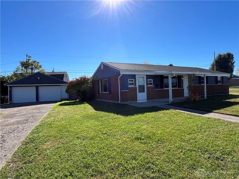 Photo of 115 Ostend Street, Brookville, OH 45309 (MLS # 948624)