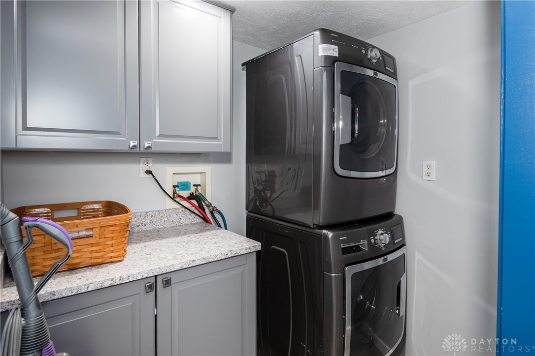 9673 Dayton Greenville Pike, Brookville, Ohio image 33