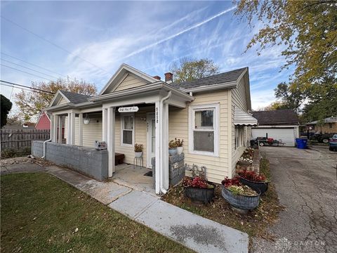 Photo of 4905 W 2nd Street, Dayton, OH 45417 (MLS # 947260)
