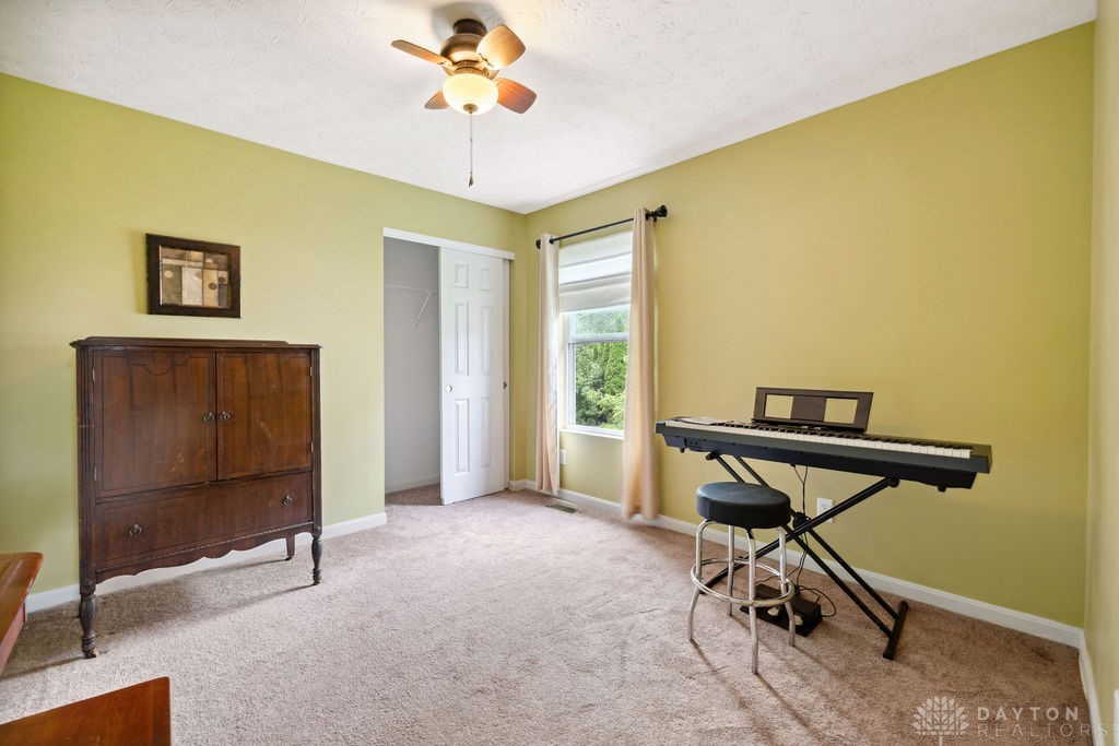 2420 Copley Avenue, Fairborn, Ohio image 24