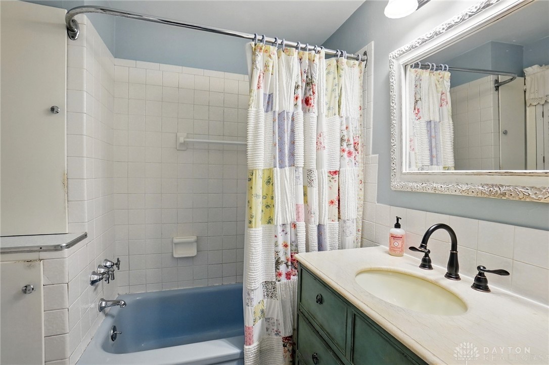 229 College Street, Covington, Ohio image 23