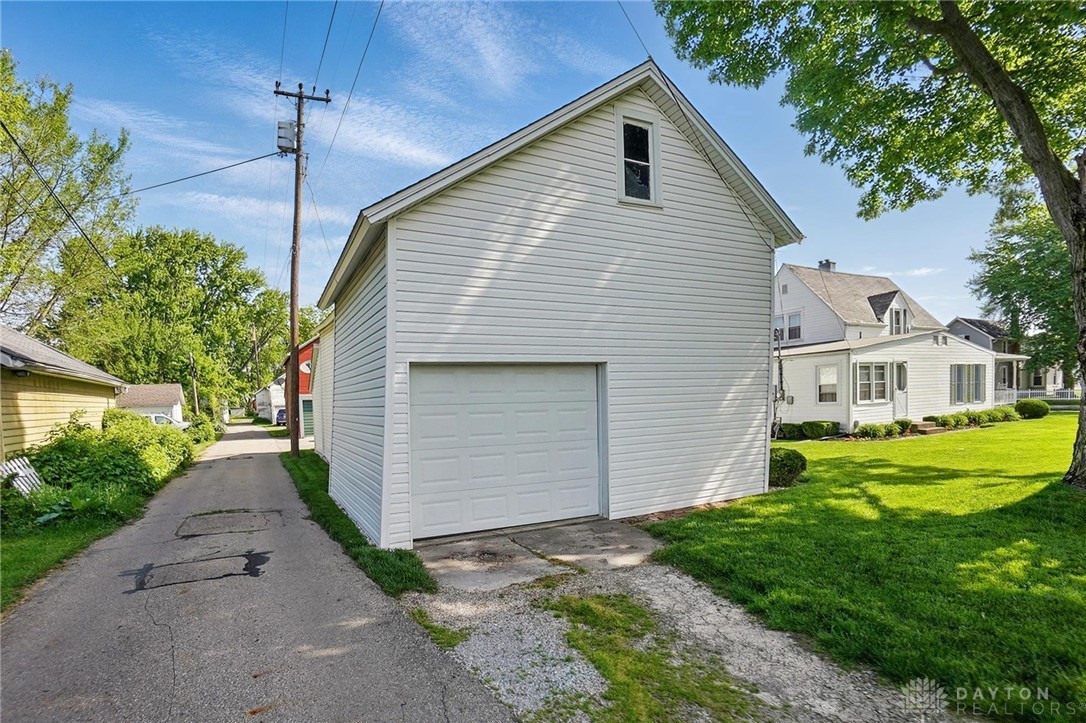 229 College Street, Covington, Ohio image 39